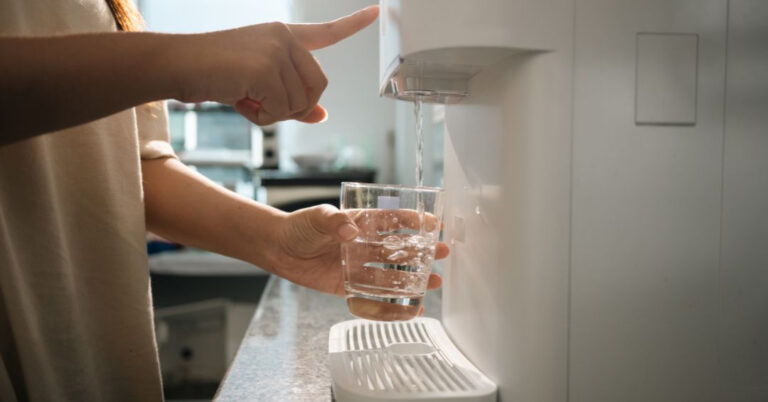 Conserto de Purificador de Água em Recife | Assistência Perto de Mim agua sem controle de temperatura